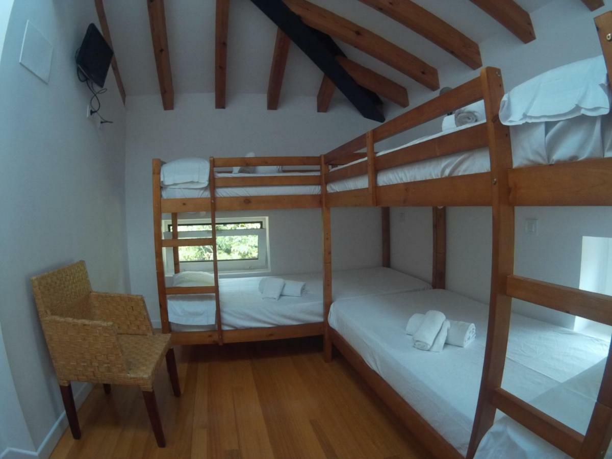 Castro Urdiales - La Vieja Estacion - Cerca De Bilbao Guest House Екстериор снимка