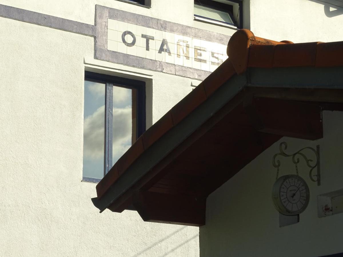 Castro Urdiales - La Vieja Estacion - Cerca De Bilbao Guest House Екстериор снимка